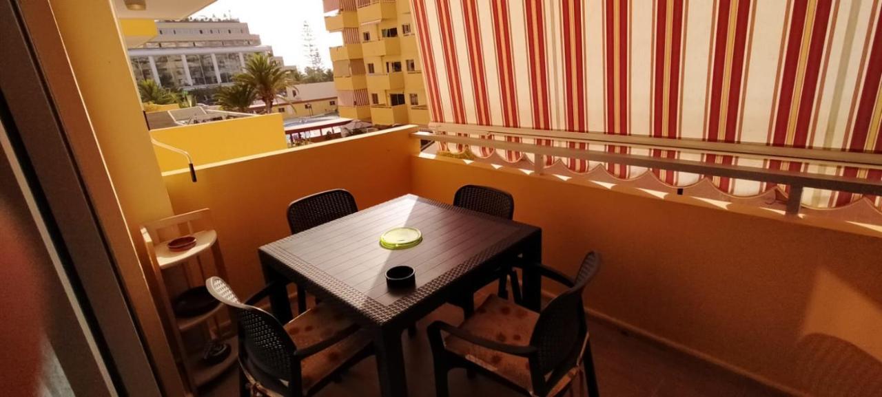 Apartamento Luminoso y bonito apartamento con piscina en frente del mar Los Cristianos  Exterior foto